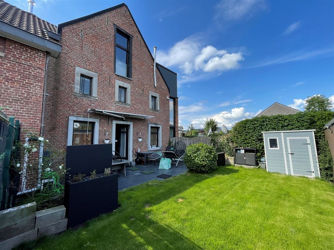 Magnifique immeuble mixte idéalement situé