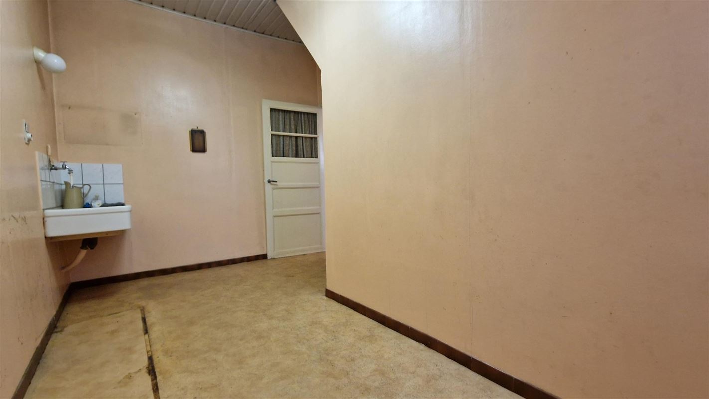 MAISON TRES BIEN SITUEE A FLOREFFE, GARE ET BUS