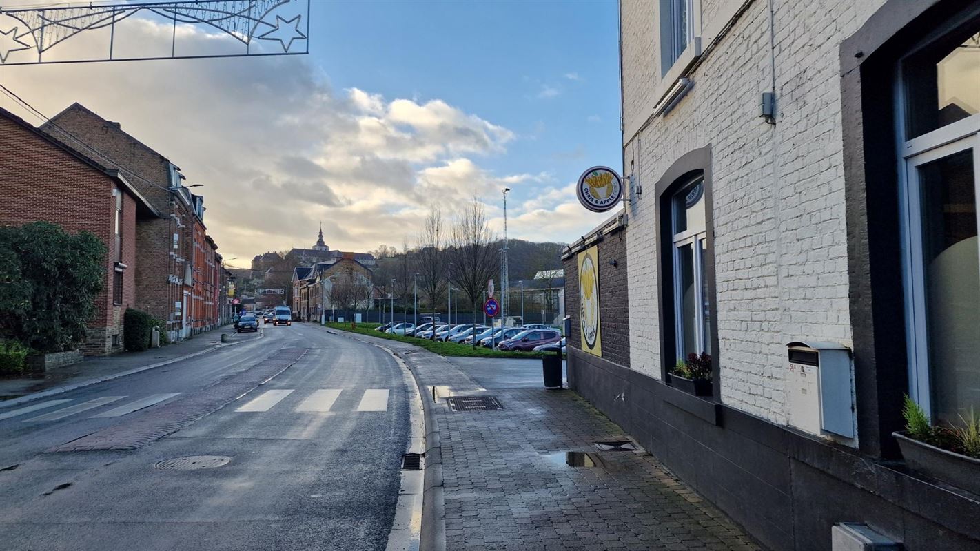 MAISON TRES BIEN SITUEE A FLOREFFE, GARE ET BUS