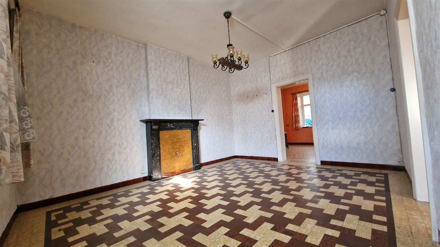 MAISON TRES BIEN SITUEE A FLOREFFE, GARE ET BUS