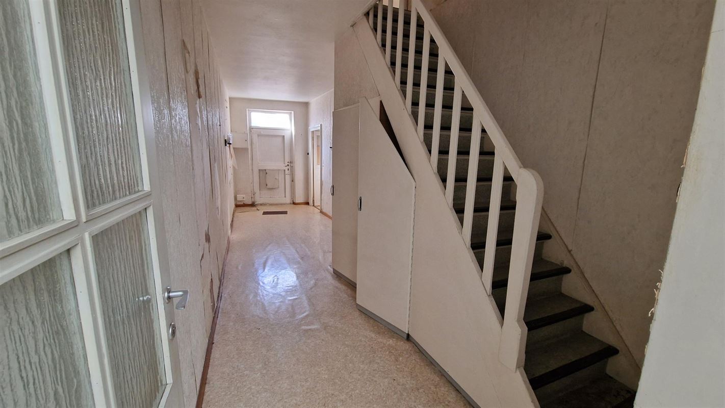 MAISON TRES BIEN SITUEE A FLOREFFE, GARE ET BUS