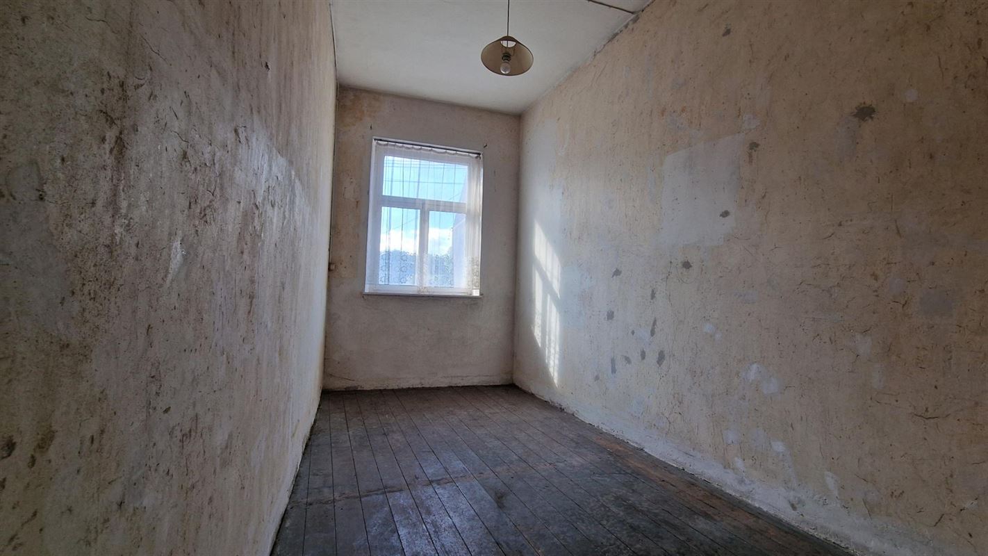 MAISON TRES BIEN SITUEE A FLOREFFE, GARE ET BUS