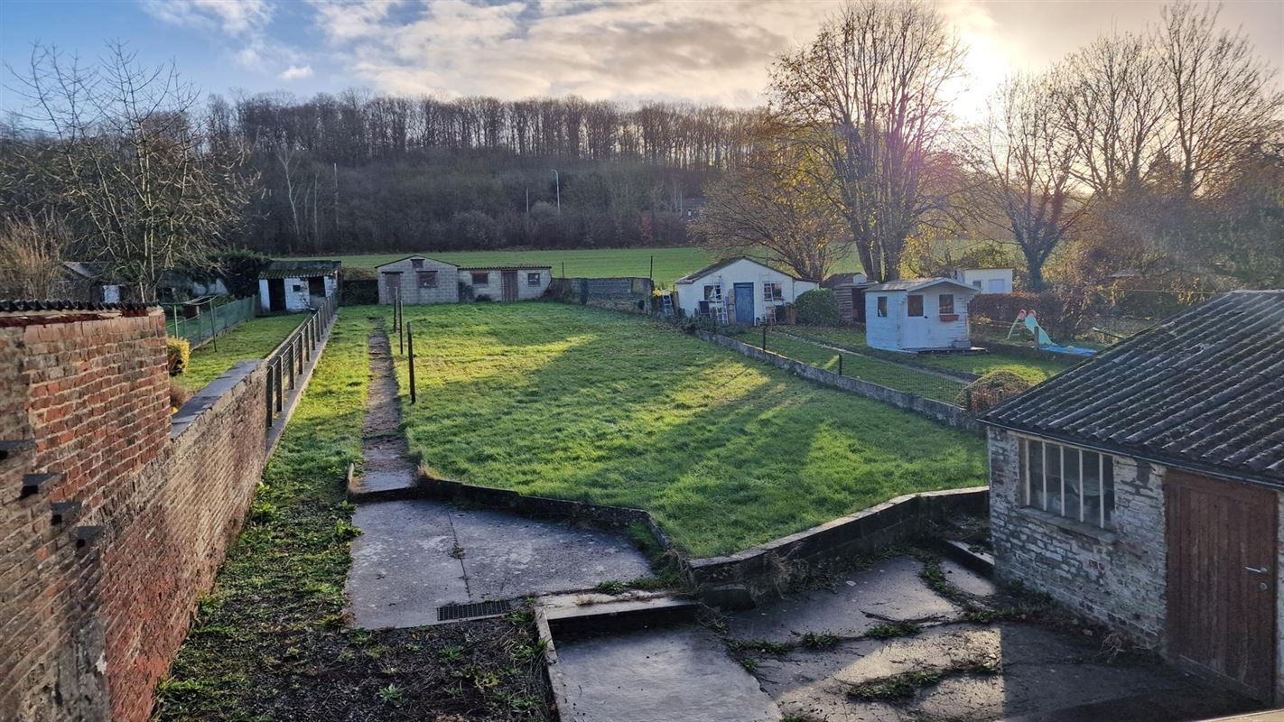 MAISON TRES BIEN SITUEE A FLOREFFE, GARE ET BUS