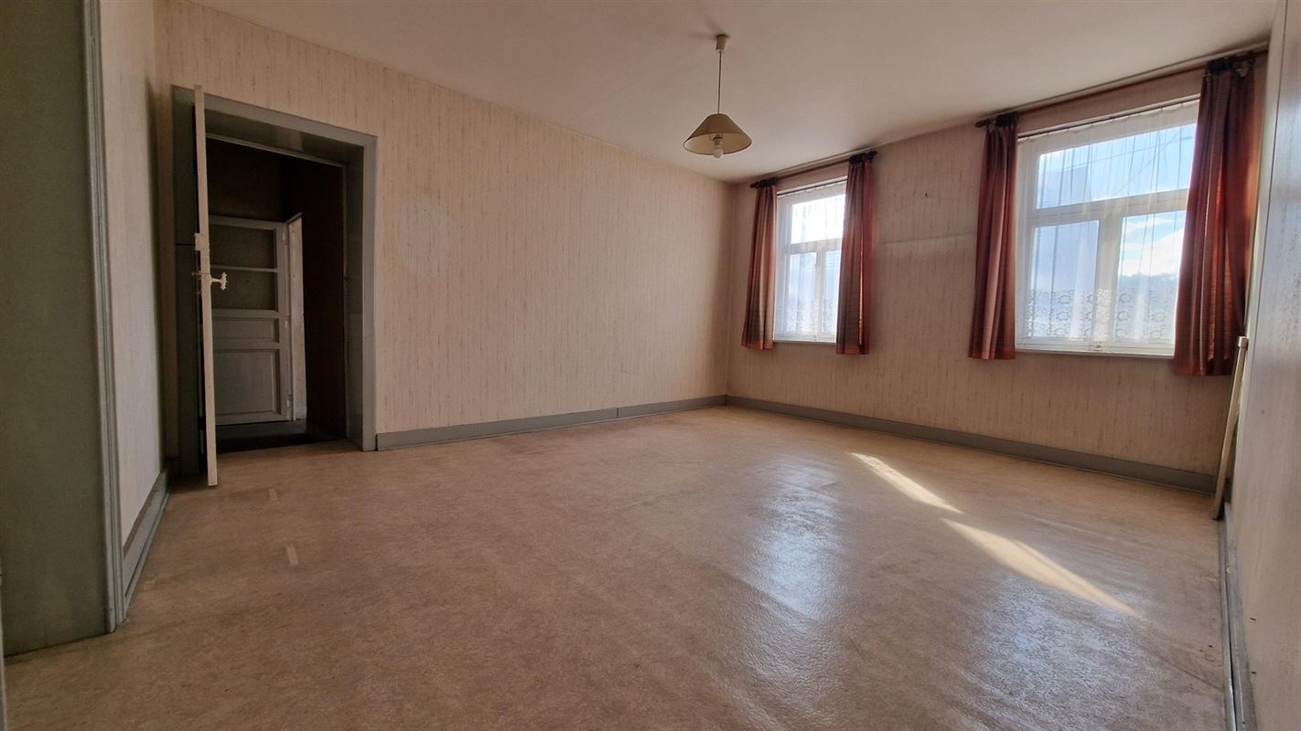 MAISON TRES BIEN SITUEE A FLOREFFE, GARE ET BUS