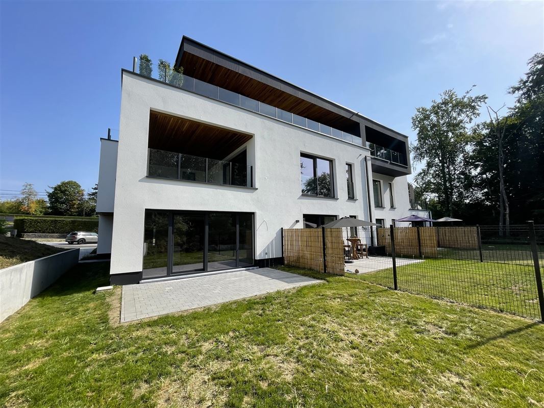 Charmant Rez-de-chaussée 2ch avec jardin! Superbes finitions