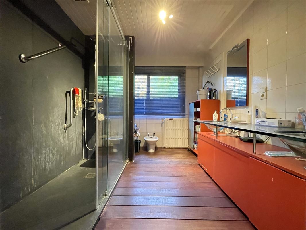 Villa nichée dans un cadre exceptionnel