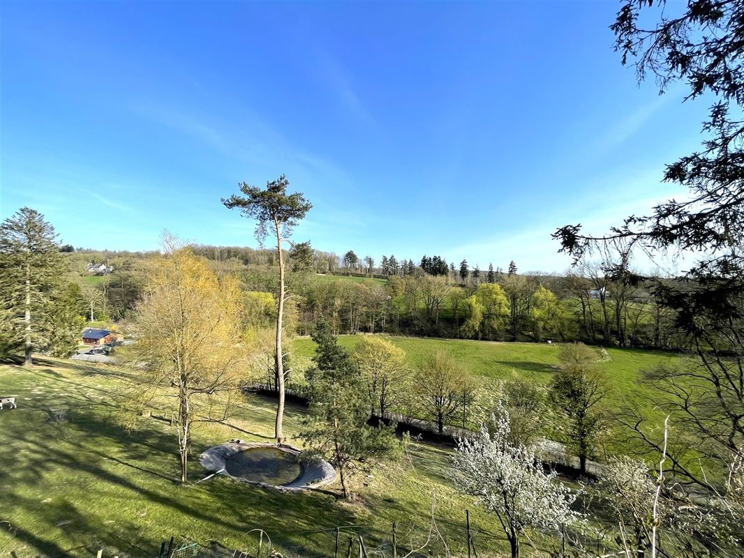 Villa nichée dans un cadre exceptionnel