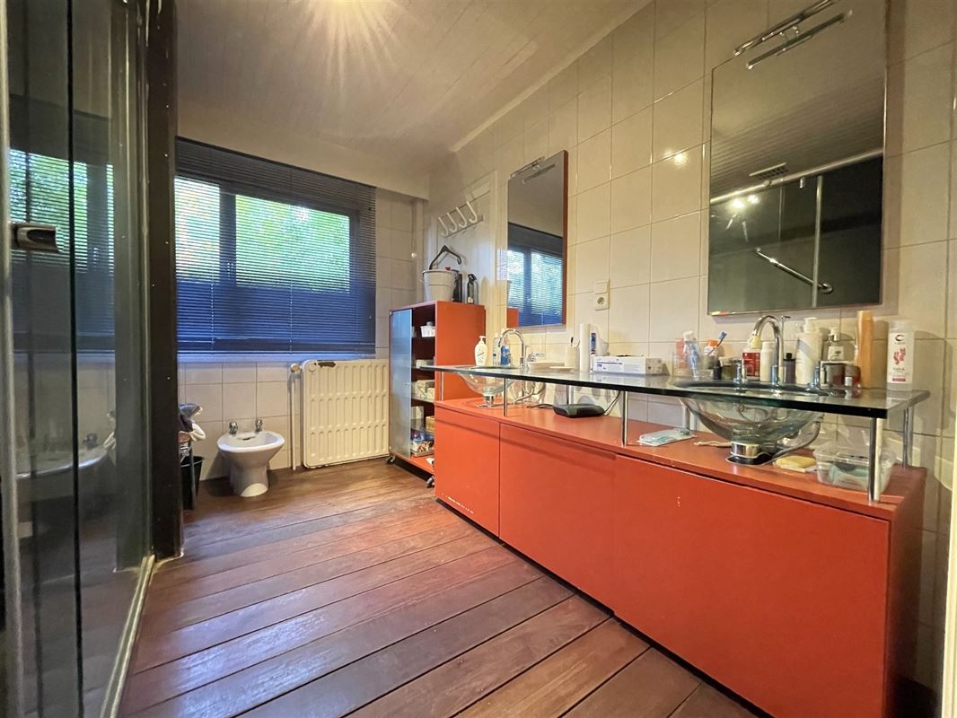 Villa nichée dans un cadre exceptionnel