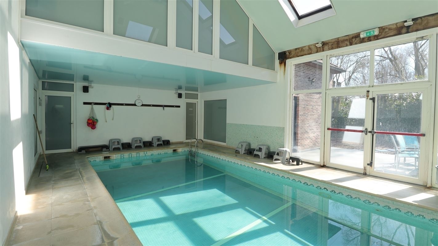 CENTRE DE REMISE EN FORME / BUREAUX/ CENTRE MEDICAL / GROS POTENTIEL