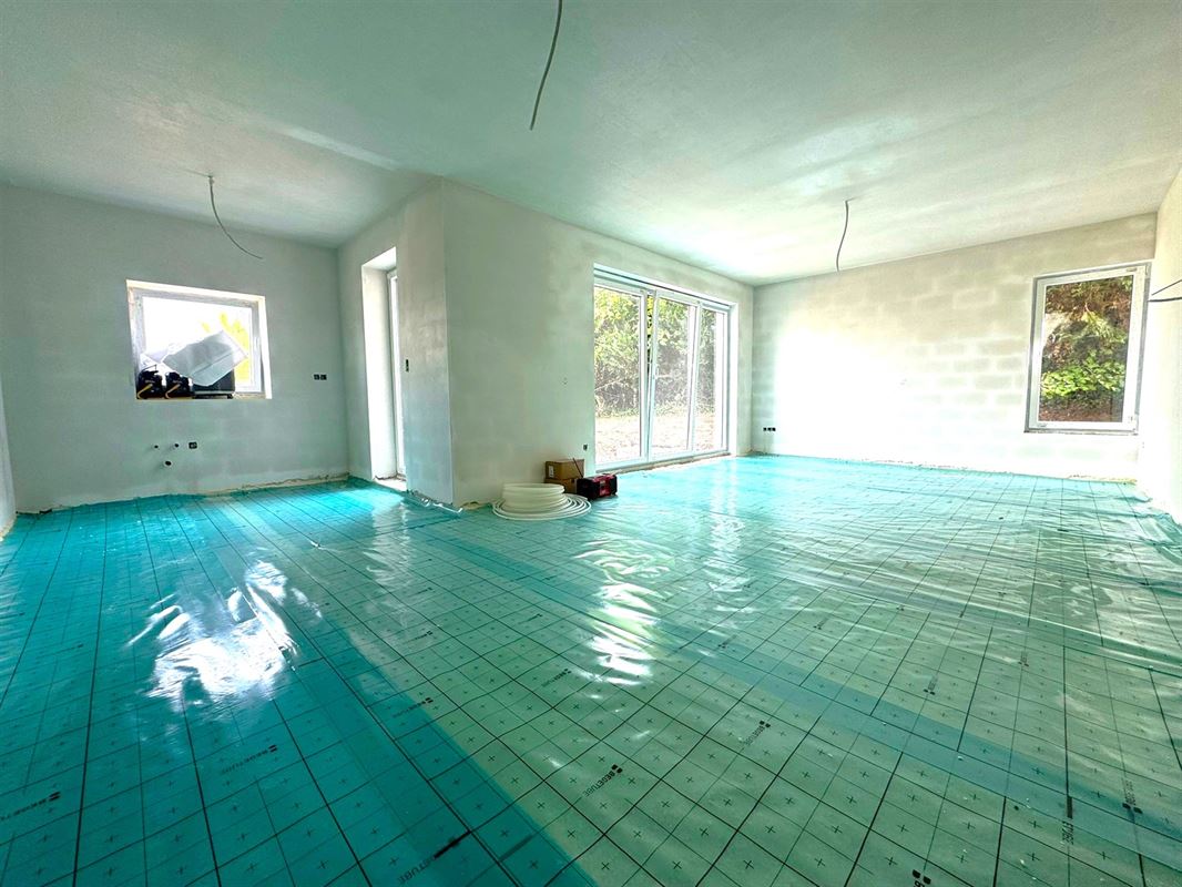 REZ-DE-CHAUSSEE, JARDIN, TERRASSE, 2CH - E12