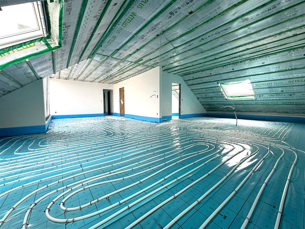 PENTHOUSE -  LUMINEUX, TERRASSE, 2CH - E22