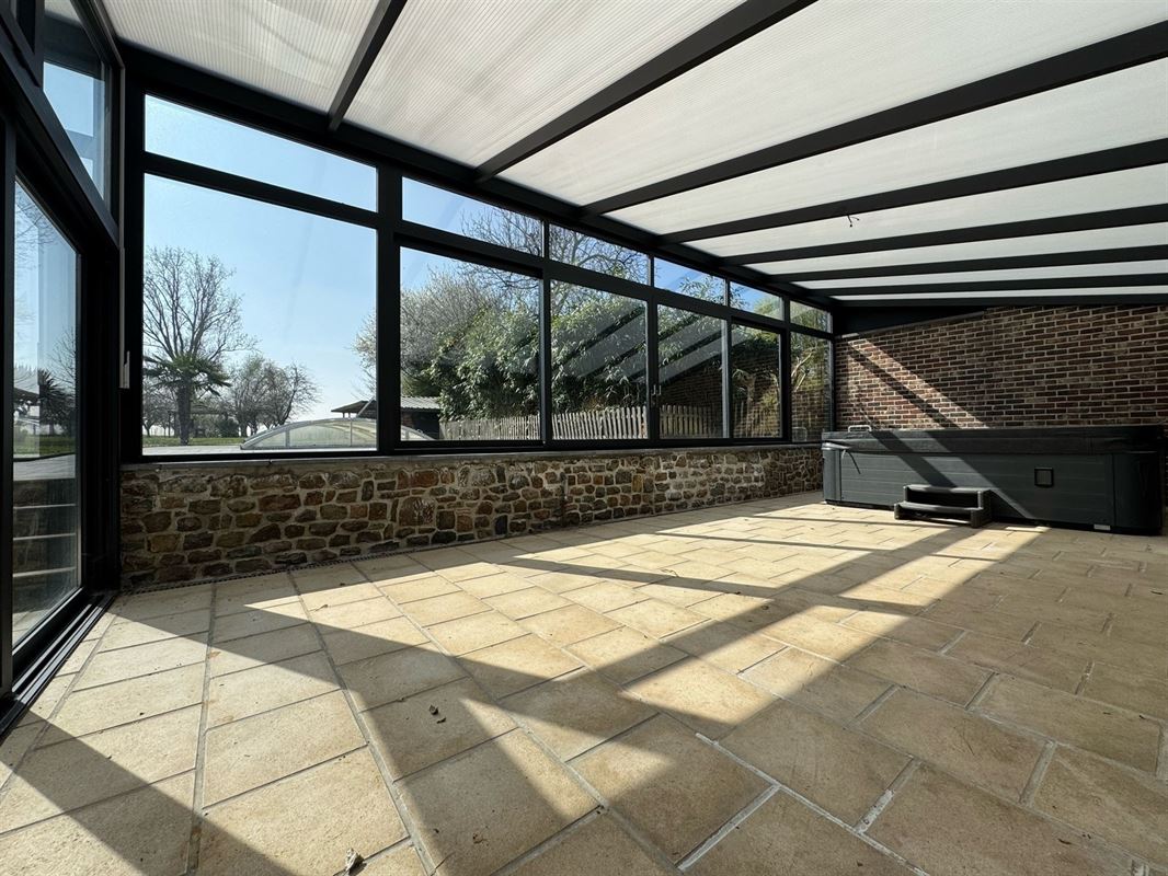 PISCINE - JACUZZI - JARDIN - 4 CH - CAMPAGNE