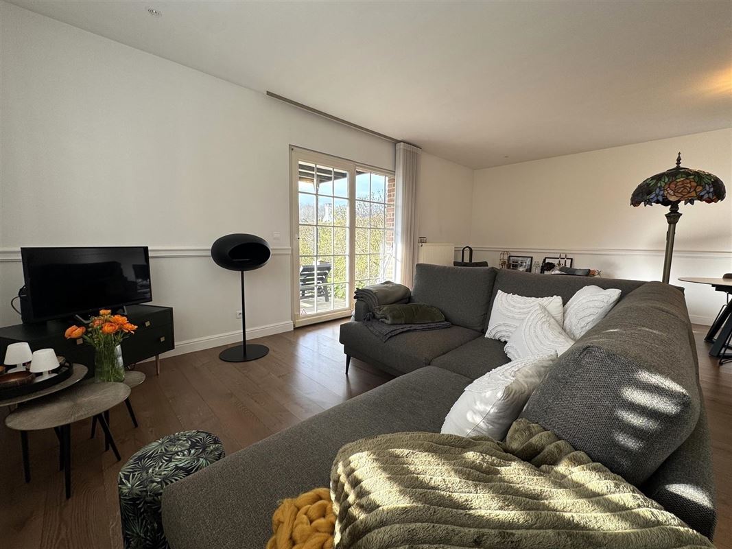 Magnifique appartement dans une copropriété avec piscine