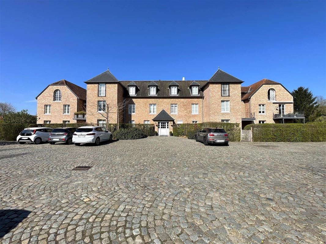 Magnifique appartement dans une copropriété avec piscine