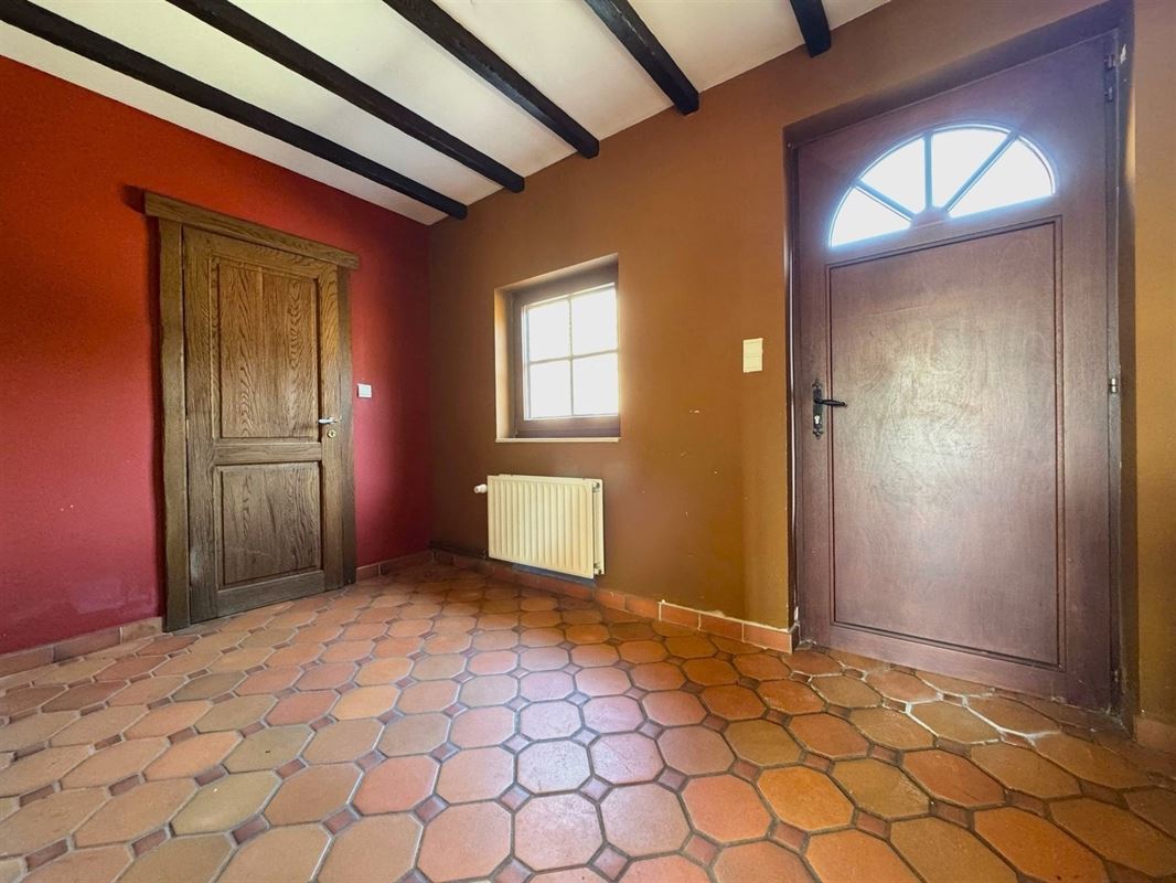 PISCINE - JACUZZI - JARDIN - 4 CH - CAMPAGNE