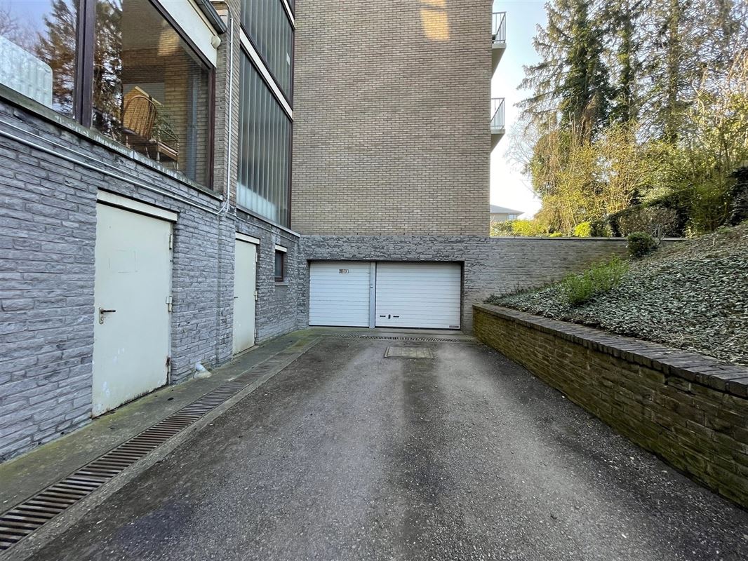 Emplacement de parking à proximité des facilités