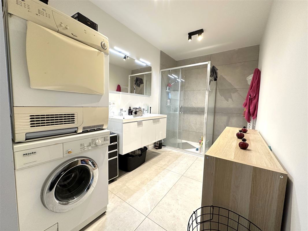 Superbe appartement 1 ch presque neuf! ! PEB A+!