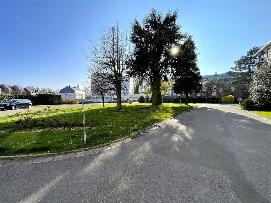 Emplacement de parking à proximité des facilités