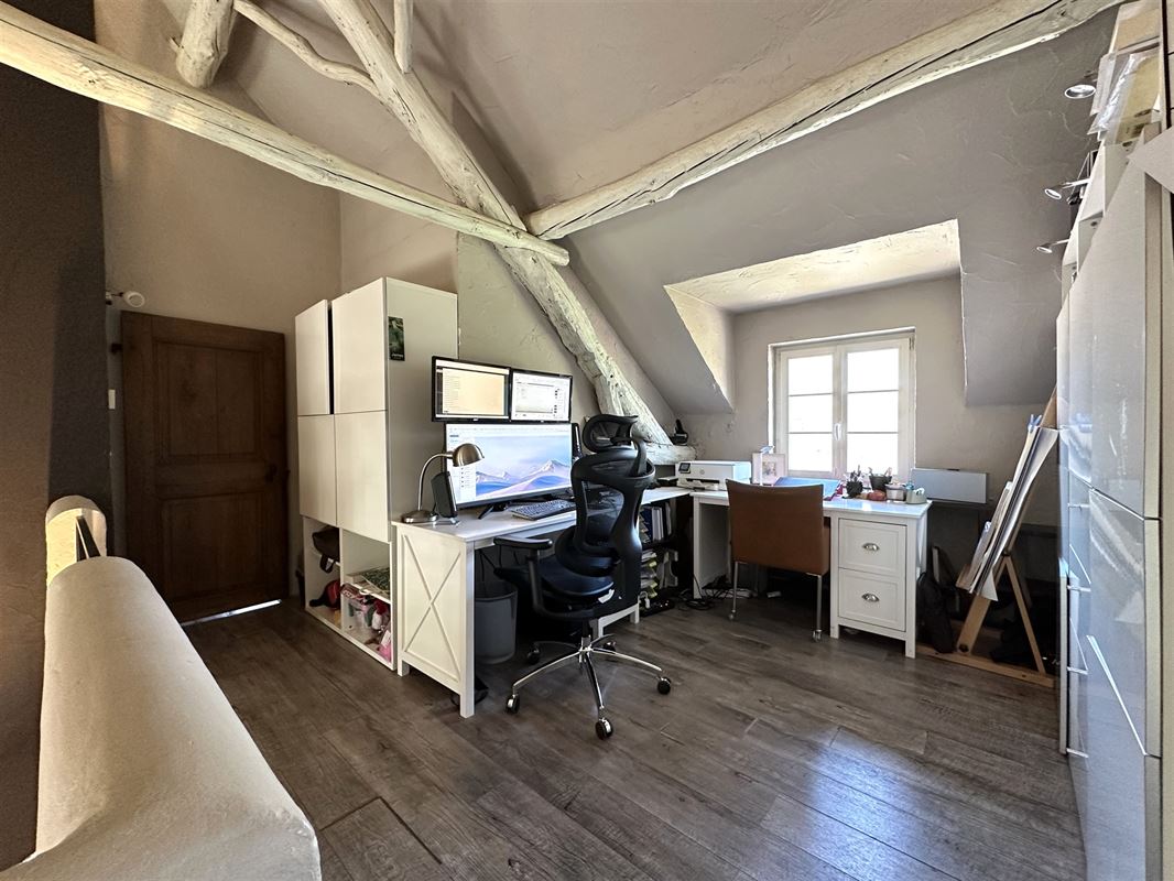 Splendide double habitation! 2 adresses- 2 parcelles!