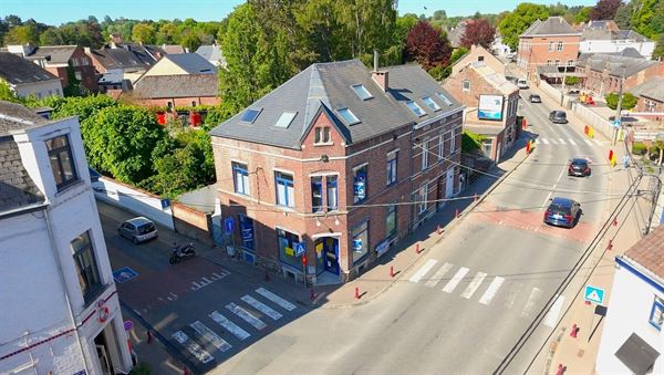 IMMEUBLE DE RAPPORT DANS LE CENTRE DE GREZ-DOICEAU