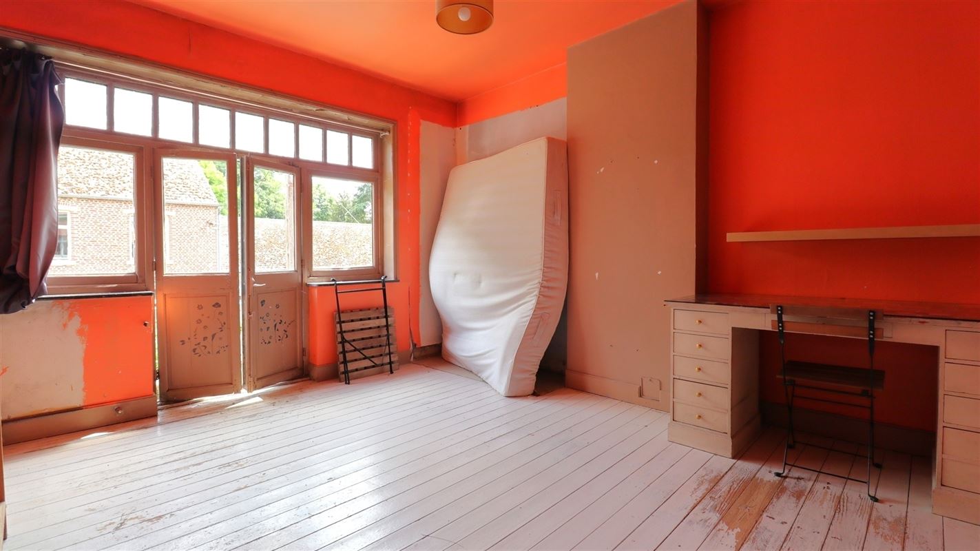 MAISON A RENOVER + PETITE MAISON PROF LIBERALE - FORET 2'