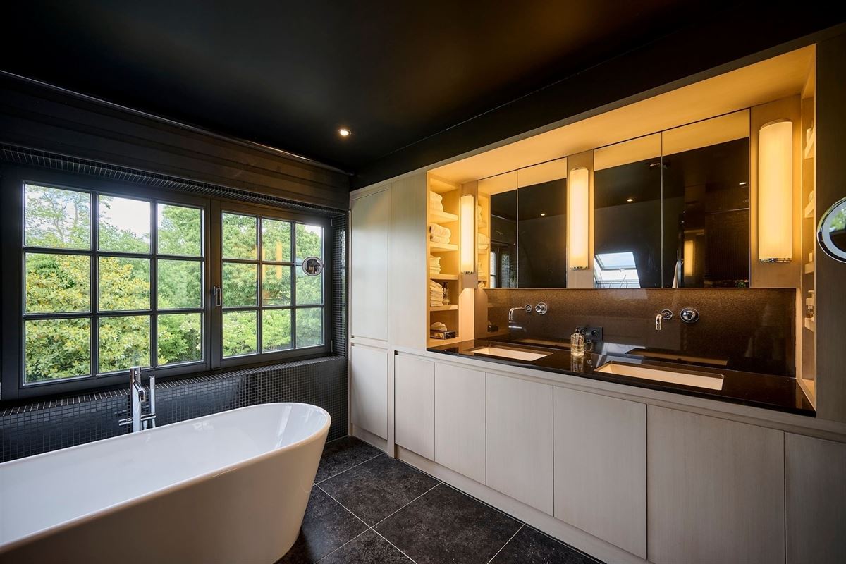 Écrin de luxe face à un panorama unique