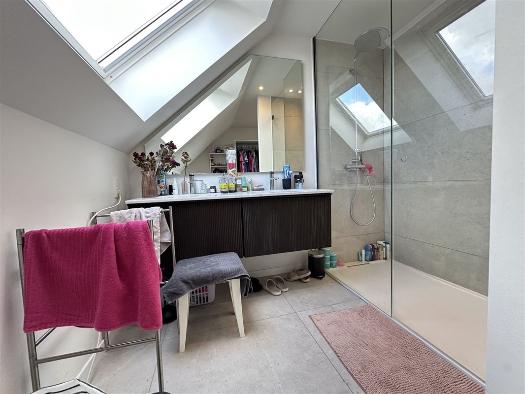 Superbe appartement 3ch presque neuf! ! PEB A!