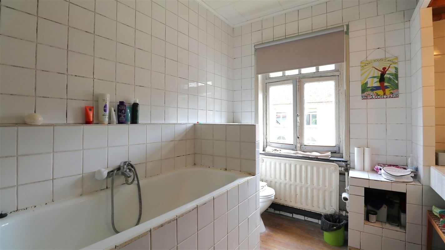 MAISON A RENOVER + PETITE MAISON PROF LIBERALE - FORET 2'