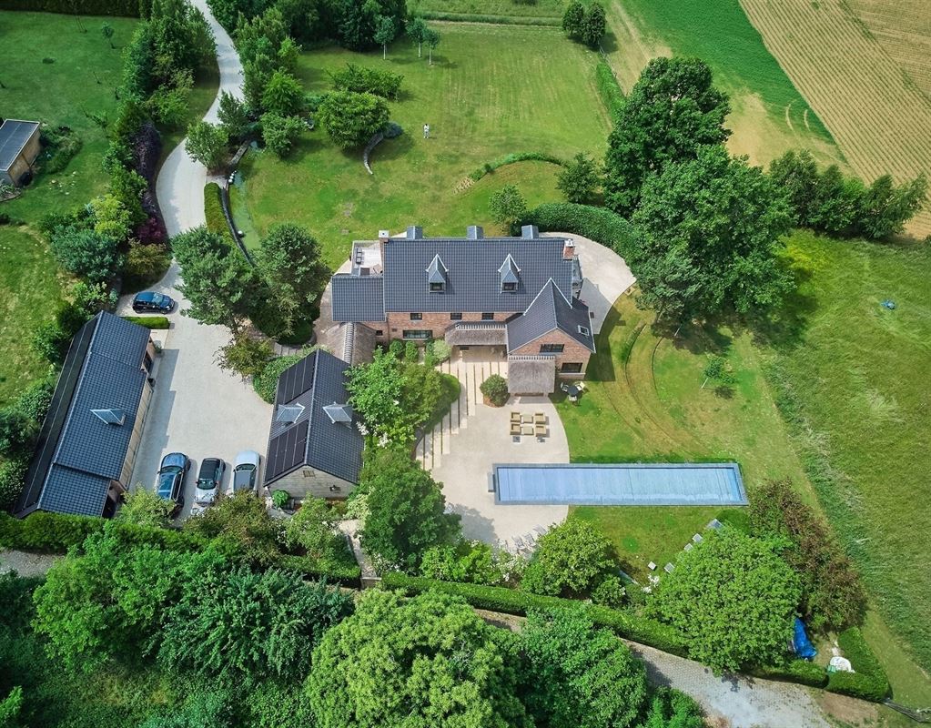 Écrin de luxe face à un panorama unique