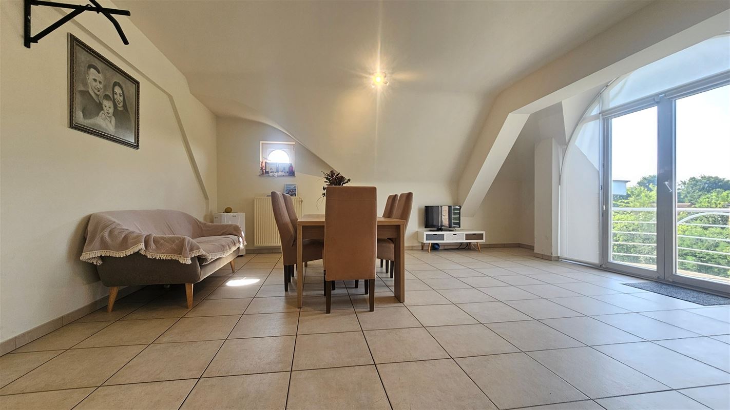 Appartement lumineux avec terrasse, au sein d’une petite copropriété !!