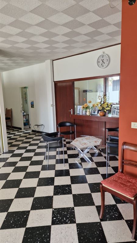 Appartement rénové avec services