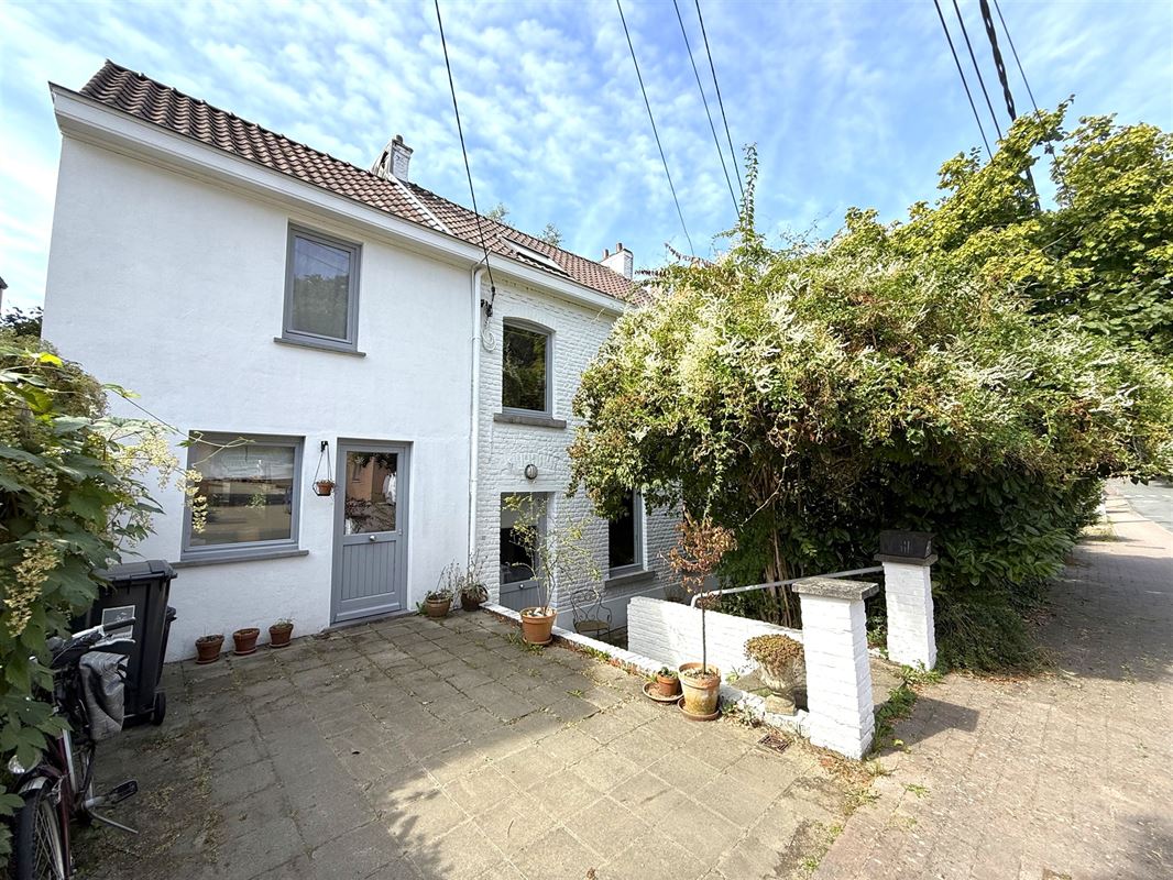 CHARME - CALME - PROFESSION LIBERALE/STUDIO