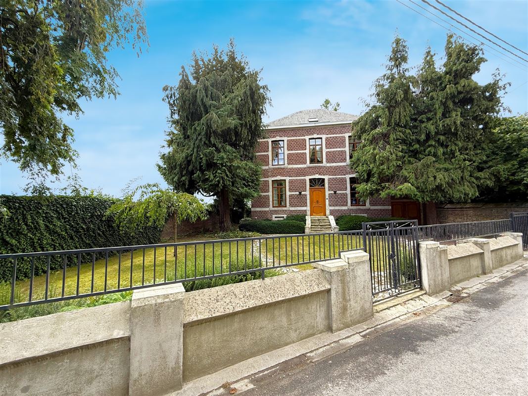 4M SOUS PLAFOND - CHARME - COUP DE COEUR - A RENOVER