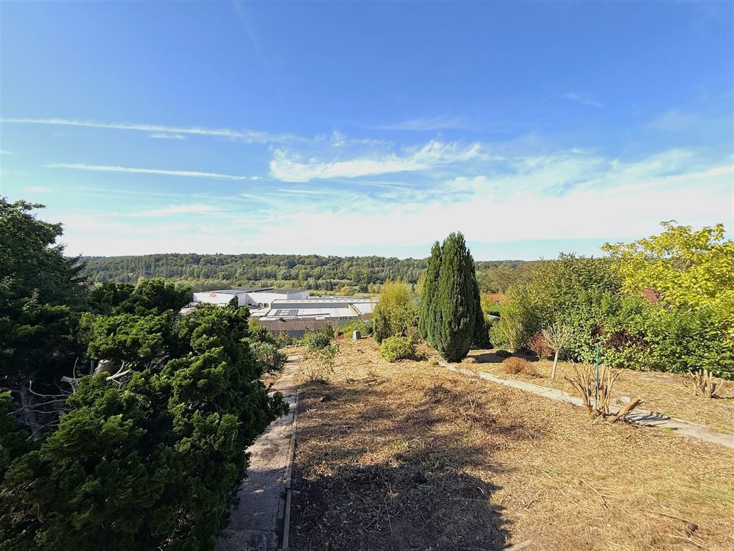 COMPROMIS EN COURS ..