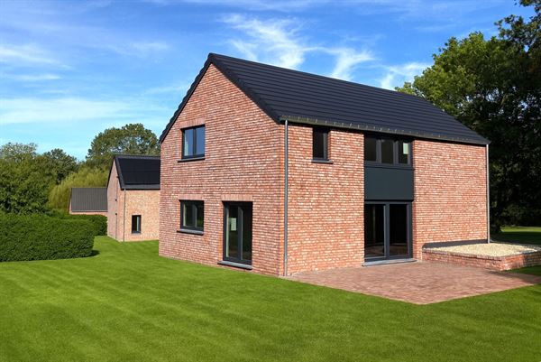 LOT 3 - Maison 4façades neuve - éco-intelligente!