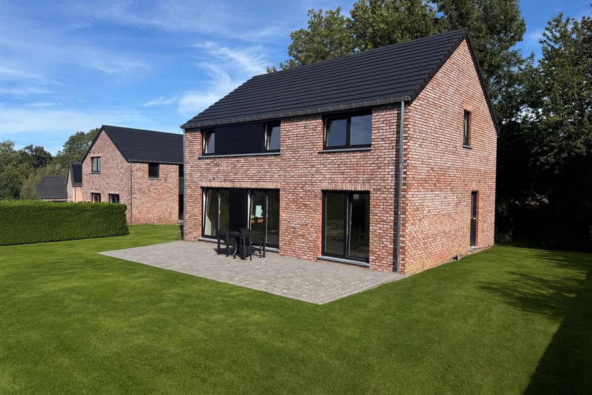 3 maisons unifamiliales