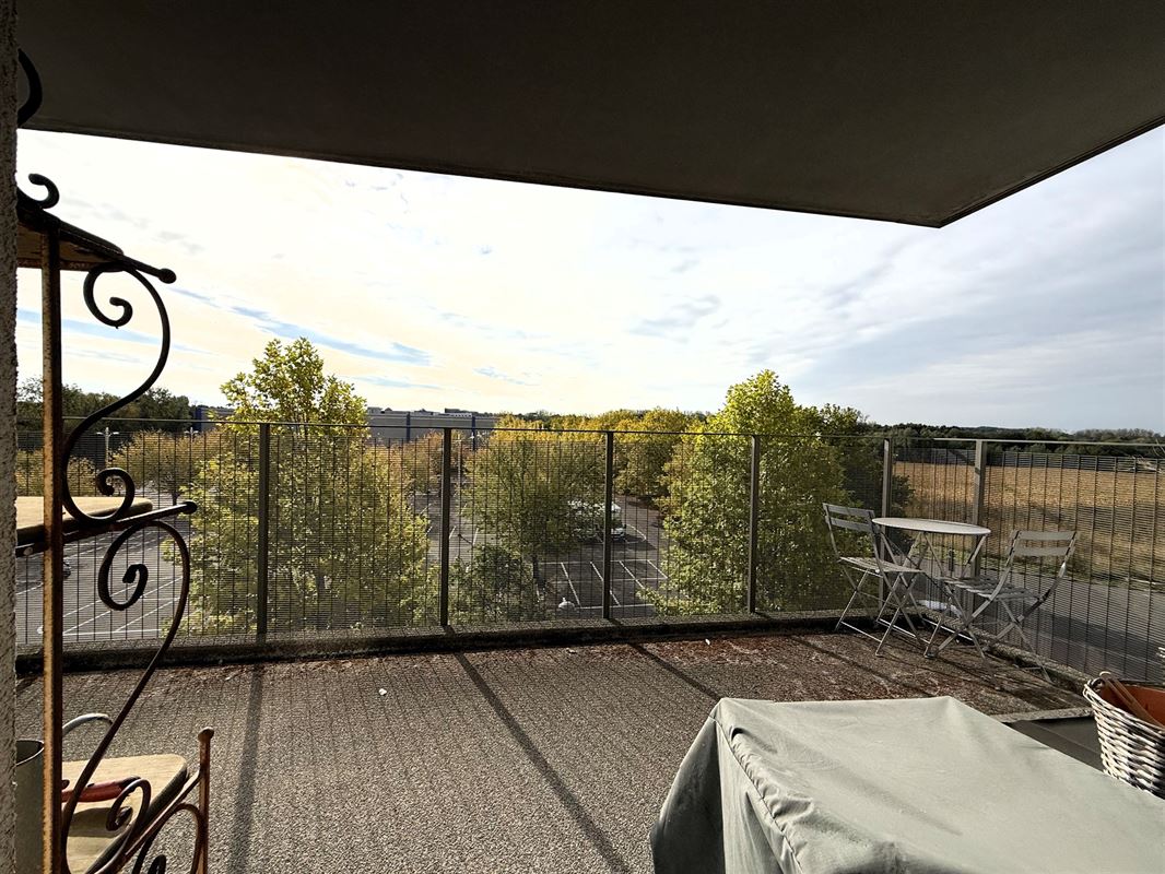 Joli appartement 2ch au Parc de l'allliance! Vue dégagée!