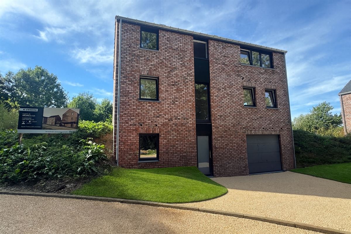 3 maisons unifamiliales