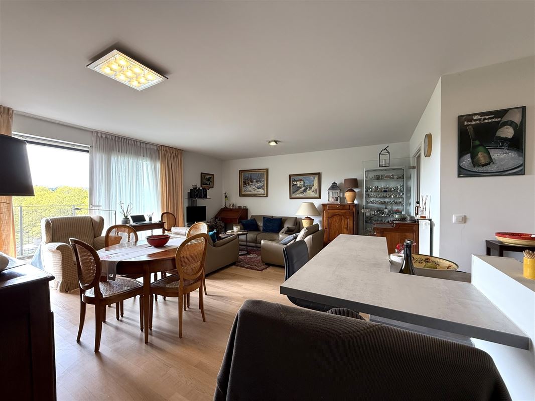 Joli appartement 2ch au Parc de l'allliance! Vue dégagée!