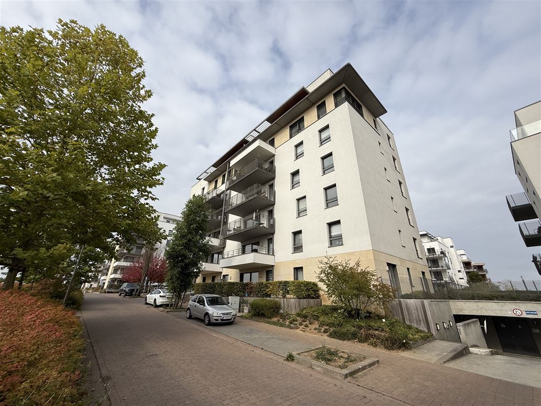 Joli appartement 2ch au Parc de l'allliance! Vue dégagée!