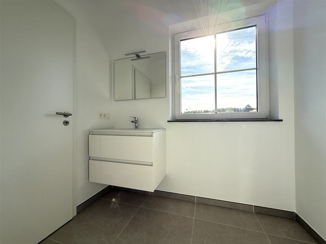 Joli appartement 3ch-2sdb (parking inclus)