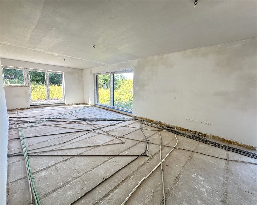 LOT 2 - Maison 4façades neuve - éco-intelligente!