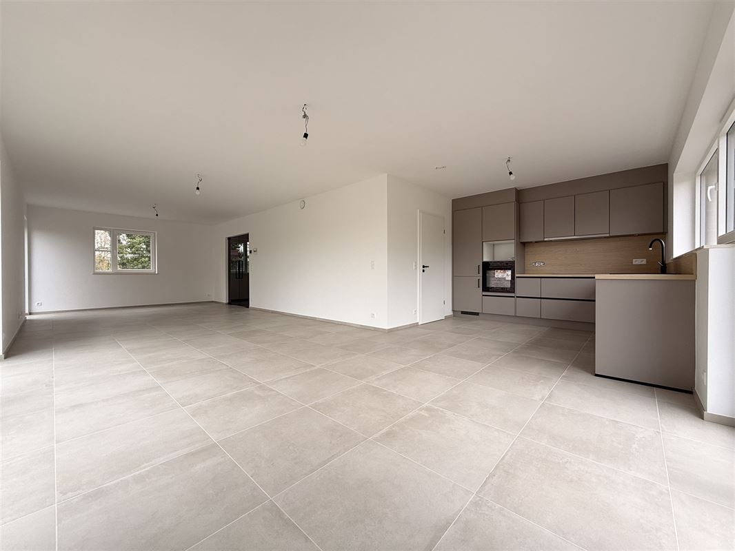 Jolie maison neuve! Belles finitions!