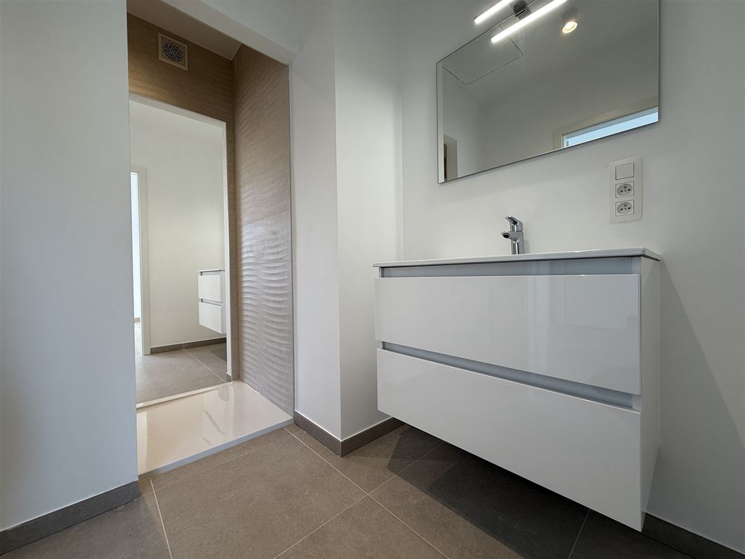 Joli appartement 3ch-2sdb (parking inclus)