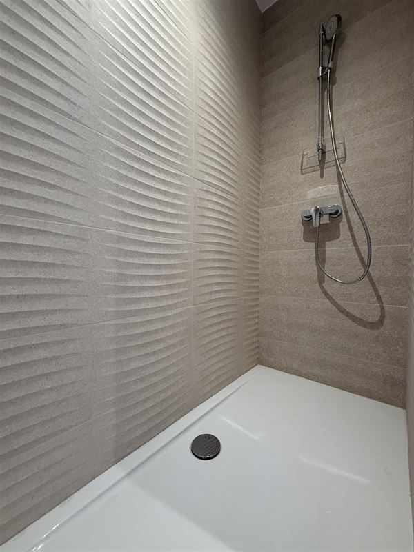 Joli appartement 3ch-2sdb (parking inclus)