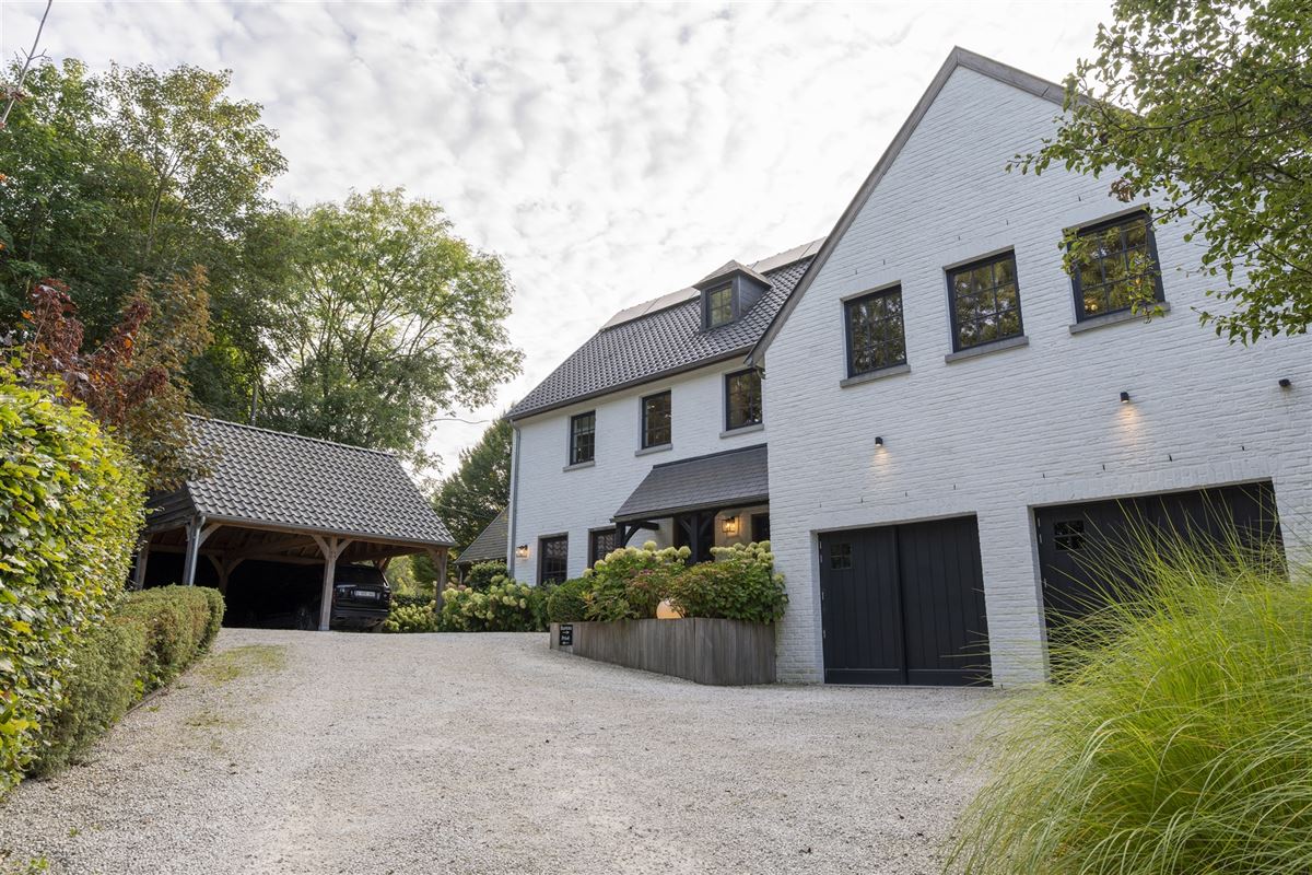Splendide villa de qualité avec piscine! 
