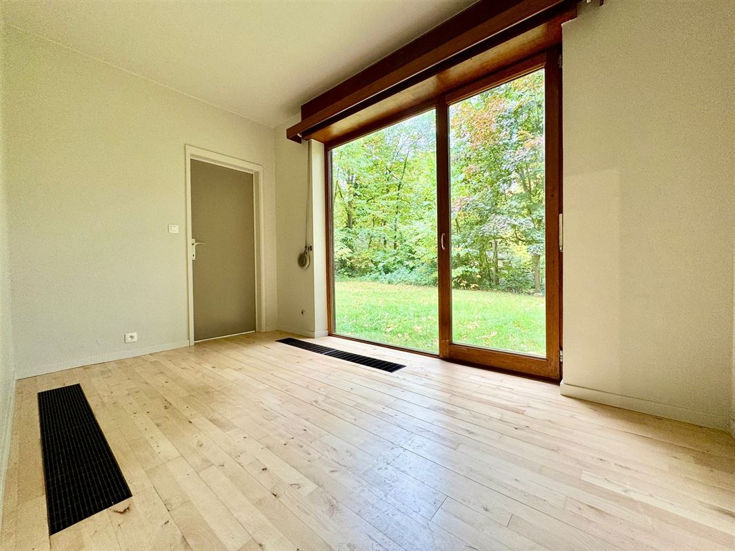 MAGNIFIQUE MAISON DE PLAIN PIED DANS LES BOIS