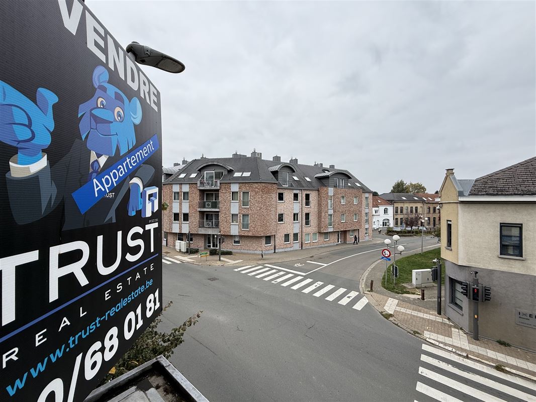 Petit immeuble de rapport RÉNOVÉ à Basse-Wavre!