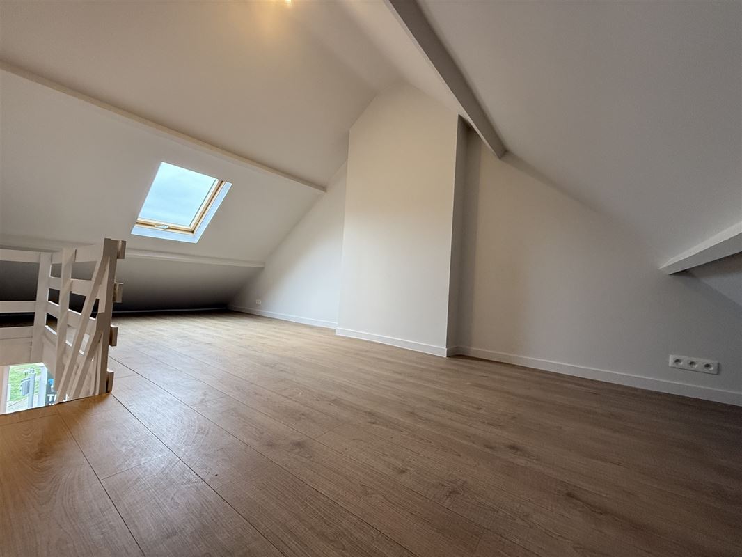 Duplex 1ch rénové, dans petite copropriété!