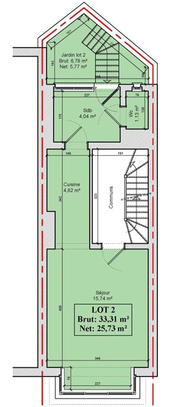 Petit studio rénové à proximité de toutes les facilités!